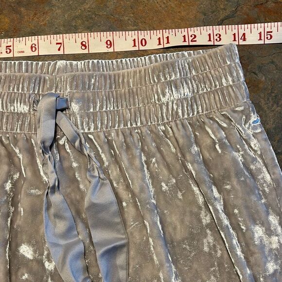 Victoria’s Secret Crushed Velvet Jogger Lounge Pants Small Silver Grey - Picture 7 of 7